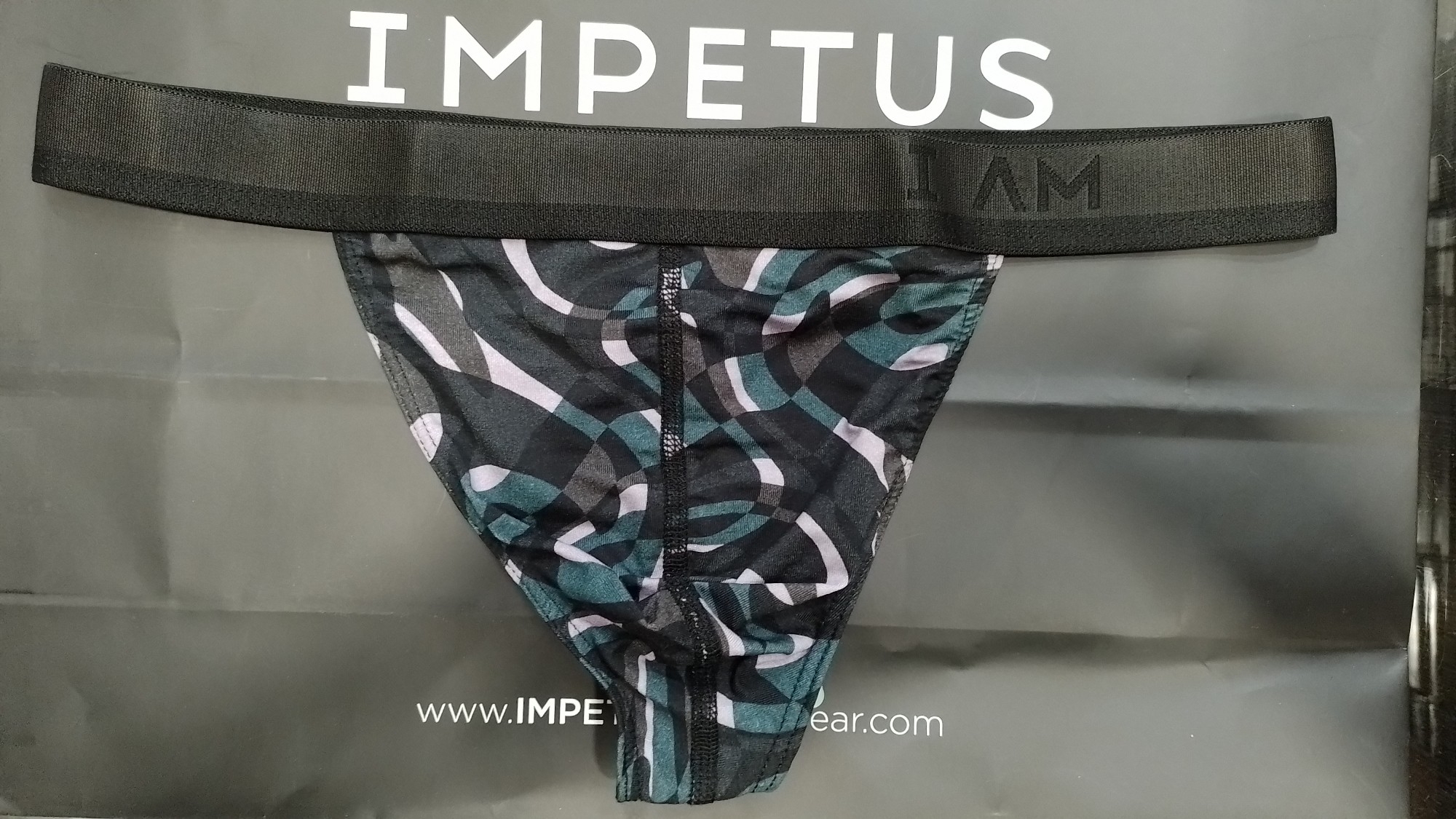 IMPETUS TANGA HOMBRE II1141L8600 ESTAMPADO/BK020 LYOCELL T.MD